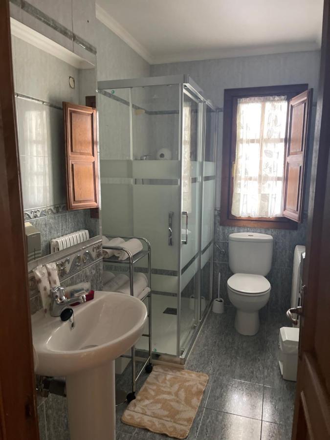 Apartamento Casa Cardin Onís Exterior foto