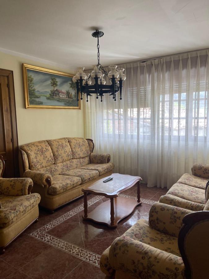 Apartamento Casa Cardin Onís Exterior foto