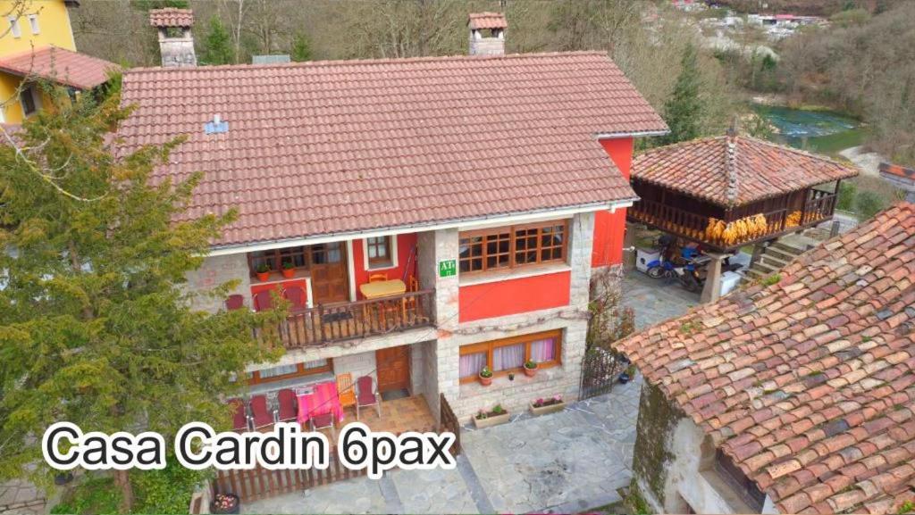 Apartamento Casa Cardin Onís Exterior foto