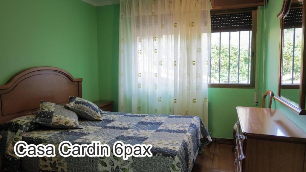 Apartamento Casa Cardin Onís Exterior foto